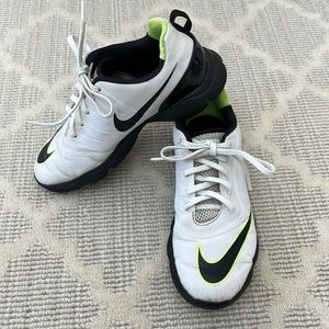 Nike Youth Golf shoes
